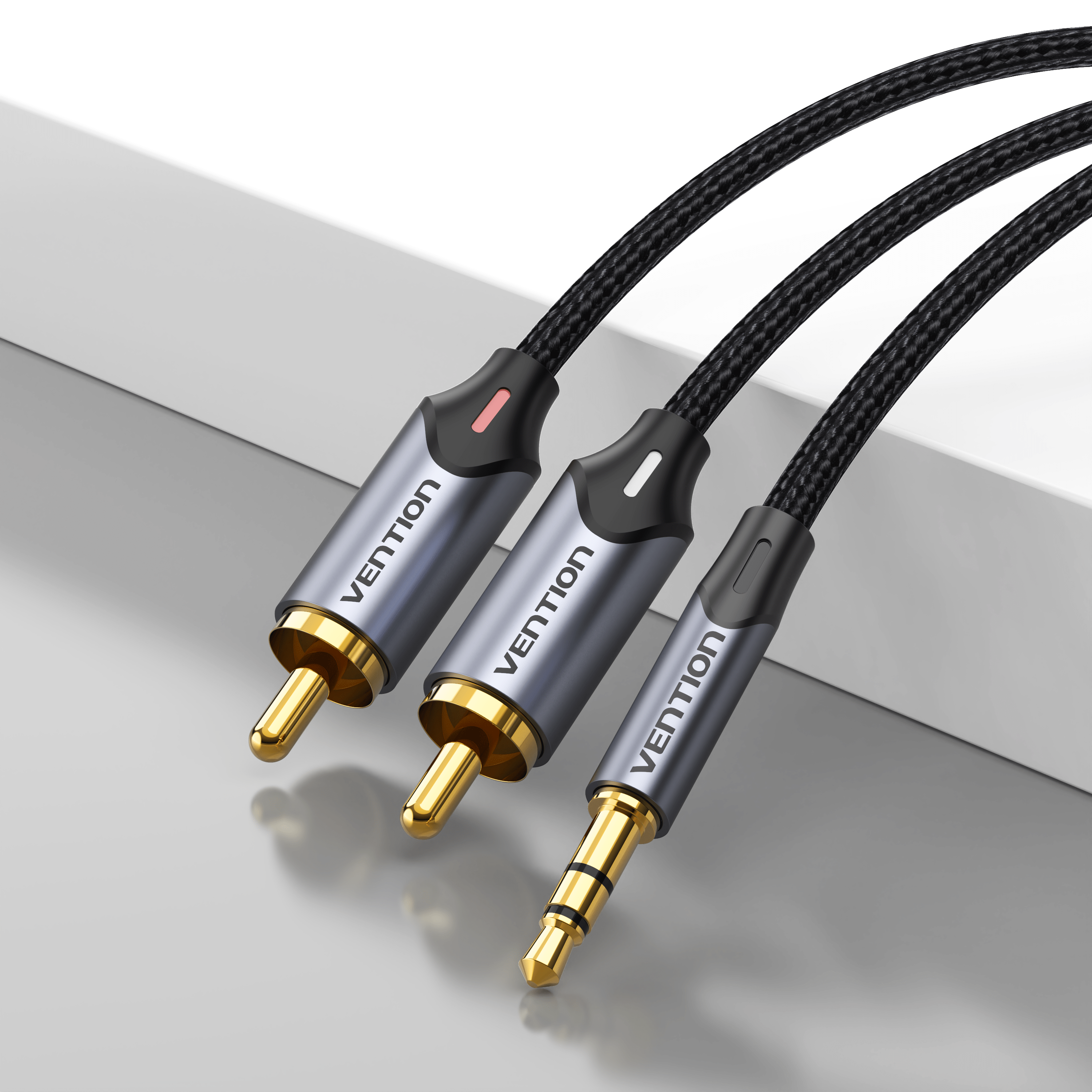 VENTION 3.5mm to RCA adapter cable with durable braided design and gold-plated connectors